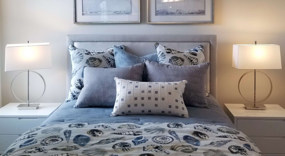 Decorating Your Condo with Pillows